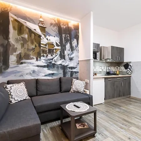 Apartmán Okbrasov - & In The Heart Of Old Town, Moments Away From The Black Church