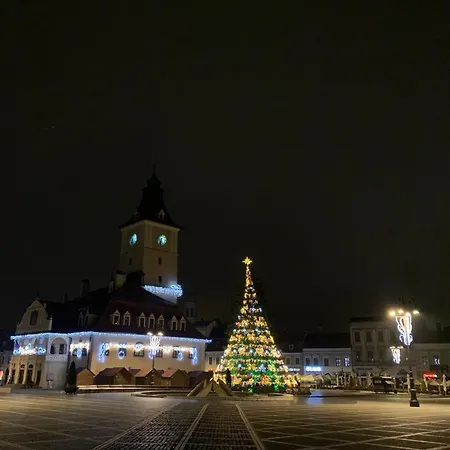 Apartment Okbrasov - & In The Heart Of Old Town, Moments Away From The Black Church Brașov