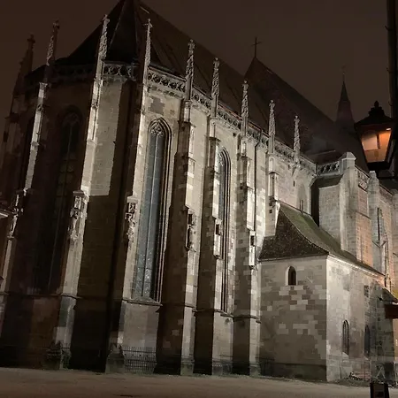 Okbrasov - & In The Heart Of Old Town, Moments Away From The Black Church * 布拉索夫