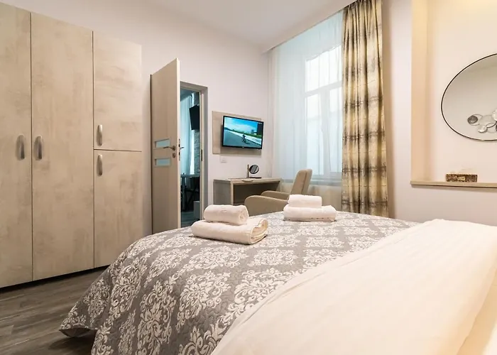 公寓 Okbrasov - & In The Heart Of Old Town, Moments Away From The Black Church *