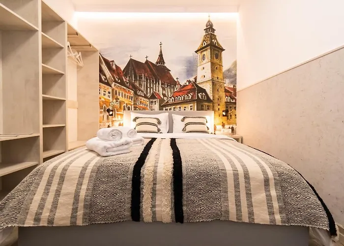 Okbrasov - & In The Heart Of Old Town, Moments Away From The Black Church 아파트 *