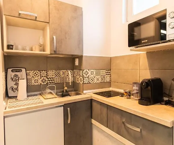 아파트 Okbrasov - & In The Heart Of Old Town, Moments Away From The Black Church *