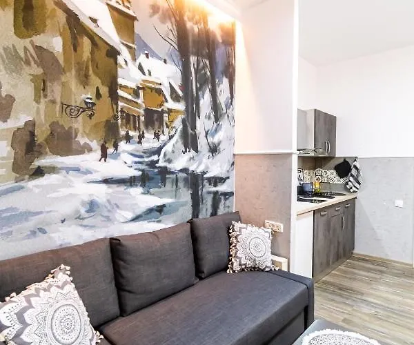 아파트 Okbrasov - & In The Heart Of Old Town, Moments Away From The Black Church 브라쇼브