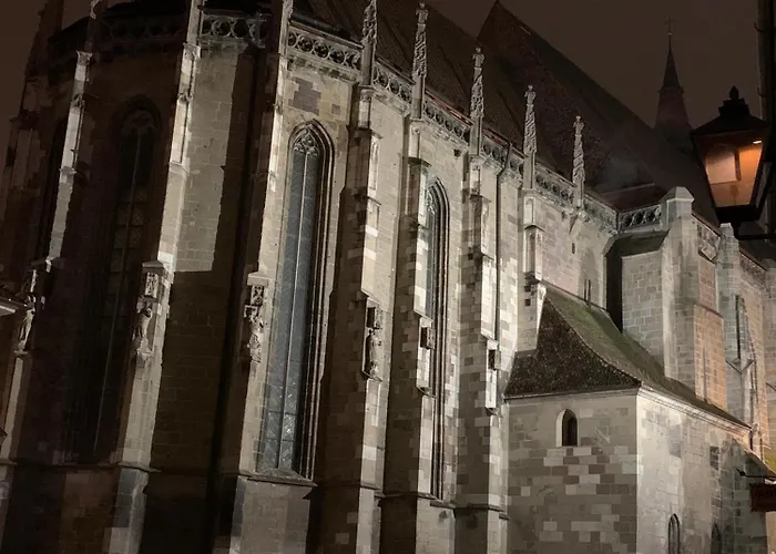 Okbrasov - & In The Heart Of Old Town, Moments Away From The Black Church * 브라쇼브